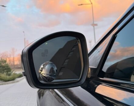 Черный Ленд Ровер Рендж Ровер Велар, объемом двигателя 2 л и пробегом 92 тыс. км за 35500 $, фото 17 на Automoto.ua