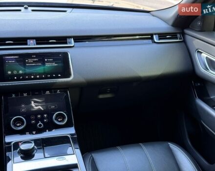 Черный Ленд Ровер Рендж Ровер Велар, объемом двигателя 2 л и пробегом 90 тыс. км за 35500 $, фото 24 на Automoto.ua