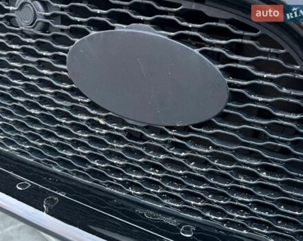 Черный Ленд Ровер Рендж Ровер Велар, объемом двигателя 2 л и пробегом 92 тыс. км за 36500 $, фото 16 на Automoto.ua