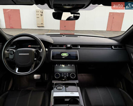 Черный Ленд Ровер Рендж Ровер Велар, объемом двигателя 3 л и пробегом 70 тыс. км за 45000 $, фото 23 на Automoto.ua