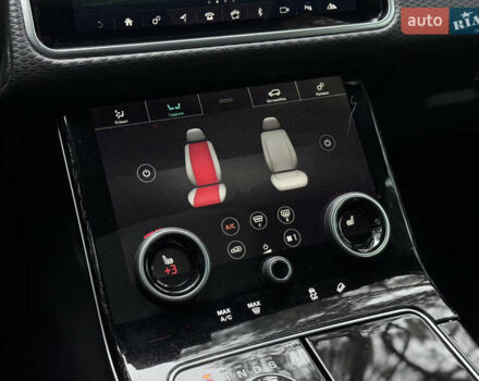 Черный Ленд Ровер Рендж Ровер Велар, объемом двигателя 2 л и пробегом 90 тыс. км за 36900 $, фото 36 на Automoto.ua