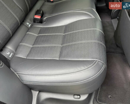 Черный Ленд Ровер Рендж Ровер Велар, объемом двигателя 2.99 л и пробегом 129 тыс. км за 44900 $, фото 112 на Automoto.ua