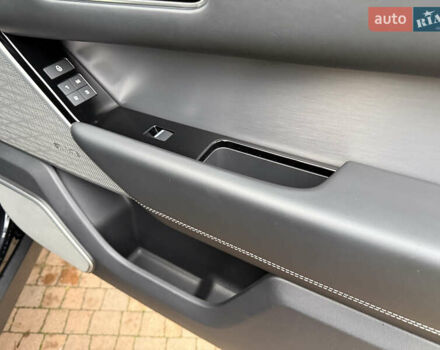 Черный Ленд Ровер Рендж Ровер Велар, объемом двигателя 2.99 л и пробегом 129 тыс. км за 44900 $, фото 118 на Automoto.ua