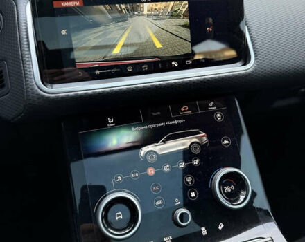 Черный Ленд Ровер Рендж Ровер Велар, объемом двигателя 2 л и пробегом 126 тыс. км за 28000 $, фото 15 на Automoto.ua