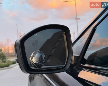 Черный Ленд Ровер Рендж Ровер Велар, объемом двигателя 2 л и пробегом 92 тыс. км за 36500 $, фото 17 на Automoto.ua