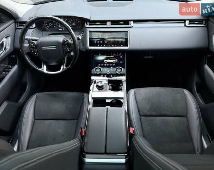 Черный Ленд Ровер Рендж Ровер Велар, объемом двигателя 2 л и пробегом 126 тыс. км за 28000 $, фото 21 на Automoto.ua