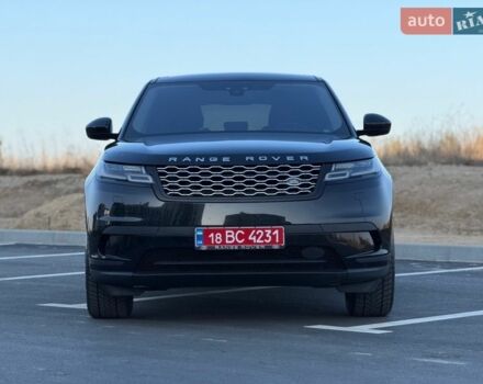 Черный Ленд Ровер Рендж Ровер Велар, объемом двигателя 2 л и пробегом 224 тыс. км за 29000 $, фото 4 на Automoto.ua