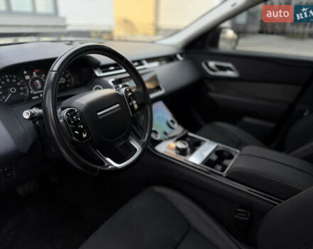 Черный Ленд Ровер Рендж Ровер Велар, объемом двигателя 2 л и пробегом 126 тыс. км за 28000 $, фото 17 на Automoto.ua