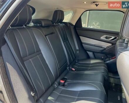 Чорний Ленд Ровер Рендж Ровер Велар, об'ємом двигуна 2 л та пробігом 107 тис. км за 31900 $, фото 25 на Automoto.ua
