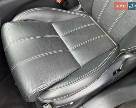 Черный Ленд Ровер Рендж Ровер Велар, объемом двигателя 2.99 л и пробегом 129 тыс. км за 44900 $, фото 74 на Automoto.ua