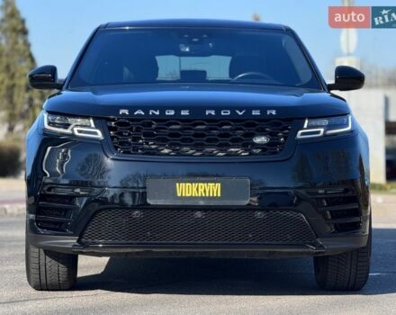 Черный Ленд Ровер Рендж Ровер Велар, объемом двигателя 2 л и пробегом 90 тыс. км за 35500 $, фото 2 на Automoto.ua