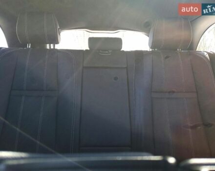Чорний Ленд Ровер Рендж Ровер Велар, об'ємом двигуна 2 л та пробігом 81 тис. км за 11800 $, фото 9 на Automoto.ua