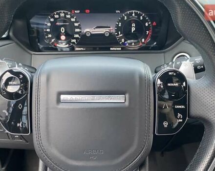 Черный Ленд Ровер Рендж Ровер Велар, объемом двигателя 2 л и пробегом 81 тыс. км за 49500 $, фото 9 на Automoto.ua