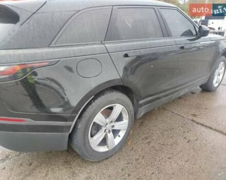 Чорний Ленд Ровер Рендж Ровер Велар, об'ємом двигуна 2 л та пробігом 281 тис. км за 24999 $, фото 4 на Automoto.ua