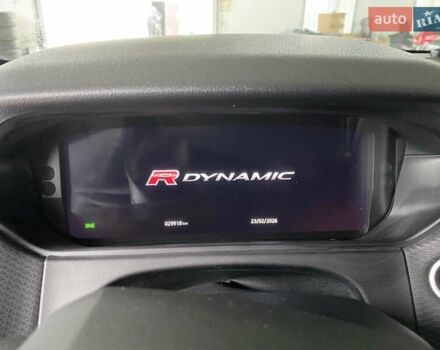 Чорний Ленд Ровер Рендж Ровер Велар, об'ємом двигуна 2 л та пробігом 29 тис. км за 44500 $, фото 19 на Automoto.ua