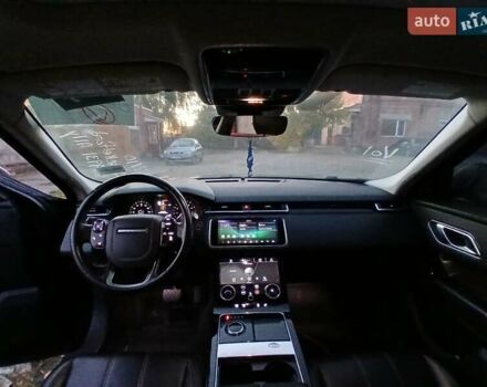 Чорний Ленд Ровер Рендж Ровер Велар, об'ємом двигуна 2 л та пробігом 281 тис. км за 24999 $, фото 13 на Automoto.ua