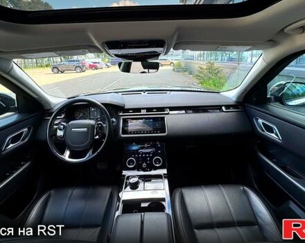 Чорний Ленд Ровер Рендж Ровер Велар, об'ємом двигуна 2 л та пробігом 87 тис. км за 33000 $, фото 6 на Automoto.ua