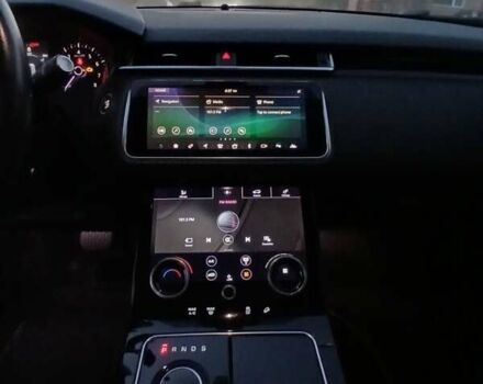 Чорний Ленд Ровер Рендж Ровер Велар, об'ємом двигуна 2 л та пробігом 281 тис. км за 24999 $, фото 11 на Automoto.ua