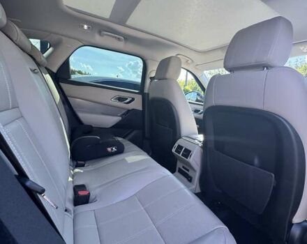 Черный Ленд Ровер Рендж Ровер Велар, объемом двигателя 2 л и пробегом 182 тыс. км за 37000 $, фото 5 на Automoto.ua