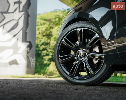 Чорний Ленд Ровер Рендж Ровер Велар, об'ємом двигуна 3 л та пробігом 46 тис. км за 59900 $, фото 10 на Automoto.ua