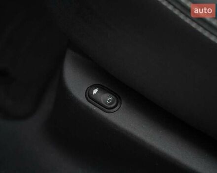 Чорний Ленд Ровер Рендж Ровер Велар, об'ємом двигуна 2 л та пробігом 44 тис. км за 57500 $, фото 51 на Automoto.ua