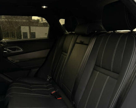 Чорний Ленд Ровер Рендж Ровер Велар, об'ємом двигуна 2 л та пробігом 24 тис. км за 54900 $, фото 15 на Automoto.ua