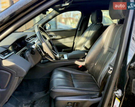 Черный Ленд Ровер Рендж Ровер Велар, объемом двигателя 2 л и пробегом 44 тыс. км за 59000 $, фото 14 на Automoto.ua