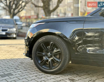 Черный Ленд Ровер Рендж Ровер Велар, объемом двигателя 2 л и пробегом 44 тыс. км за 59000 $, фото 10 на Automoto.ua