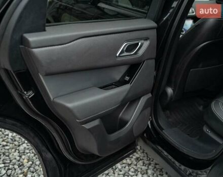 Чорний Ленд Ровер Рендж Ровер Велар, об'ємом двигуна 2 л та пробігом 44 тис. км за 57500 $, фото 37 на Automoto.ua