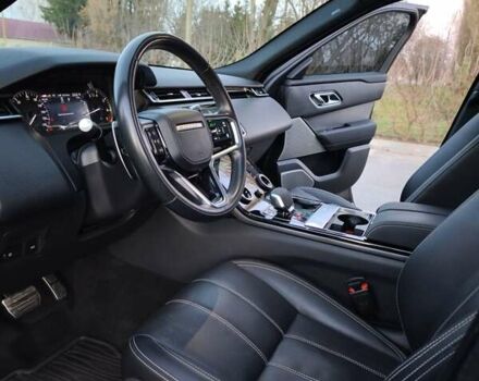 Черный Ленд Ровер Рендж Ровер Велар, объемом двигателя 2 л и пробегом 95 тыс. км за 64999 $, фото 15 на Automoto.ua