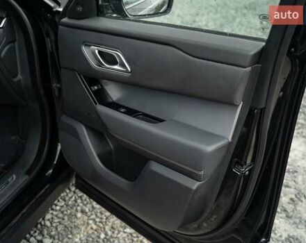 Чорний Ленд Ровер Рендж Ровер Велар, об'ємом двигуна 2 л та пробігом 44 тис. км за 57500 $, фото 39 на Automoto.ua