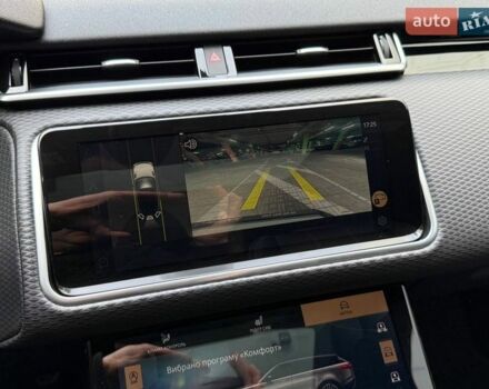Чорний Ленд Ровер Рендж Ровер Велар, об'ємом двигуна 2 л та пробігом 98 тис. км за 56990 $, фото 30 на Automoto.ua