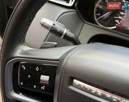 Чорний Ленд Ровер Рендж Ровер Велар, об'ємом двигуна 2 л та пробігом 98 тис. км за 56990 $, фото 21 на Automoto.ua