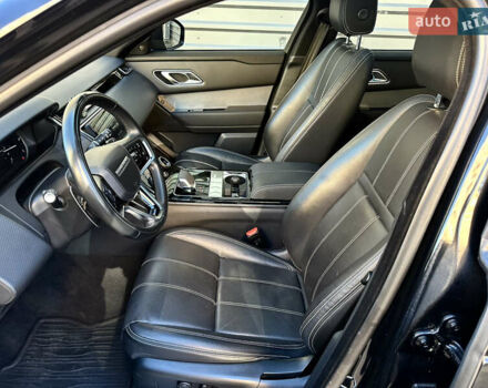 Ленд Ровер Рендж Ровер Велар 2023 в Одессе на Automoto.ua Черный Ленд Ровер Рендж Ровер Велар, объемом двигателя 2 л и пробегом 53 тыс. км за 62000 $, фото 8 на Automoto.ua