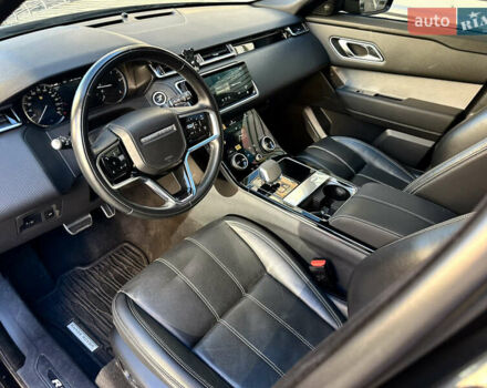 Ленд Ровер Рендж Ровер Велар 2023 в Одессе на Automoto.ua Черный Ленд Ровер Рендж Ровер Велар, объемом двигателя 2 л и пробегом 53 тыс. км за 62000 $, фото 7 на Automoto.ua
