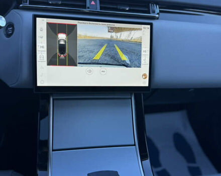 Чорний Ленд Ровер Рендж Ровер Велар, об'ємом двигуна 2 л та пробігом 15 тис. км за 75700 $, фото 43 на Automoto.ua