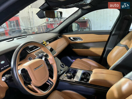 Черный Ленд Ровер Рендж Ровер Велар, объемом двигателя 2 л и пробегом 62 тыс. км за 39800 $, фото 1 на Automoto.ua