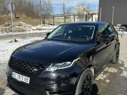 Черный Ленд Ровер Рендж Ровер Велар, объемом двигателя 2 л и пробегом 129 тыс. км за 34000 $, фото 1 на Automoto.ua