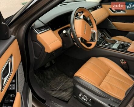 Коричневий Ленд Ровер Рендж Ровер Велар, об'ємом двигуна 3 л та пробігом 64 тис. км за 48000 $, фото 11 на Automoto.ua