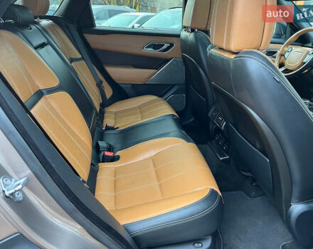 Коричневий Ленд Ровер Рендж Ровер Велар, об'ємом двигуна 3 л та пробігом 87 тис. км за 39900 $, фото 12 на Automoto.ua