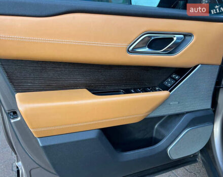 Коричневий Ленд Ровер Рендж Ровер Велар, об'ємом двигуна 3 л та пробігом 87 тис. км за 39900 $, фото 22 на Automoto.ua