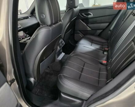 Коричневий Ленд Ровер Рендж Ровер Велар, об'ємом двигуна 2 л та пробігом 123 тис. км за 41500 $, фото 5 на Automoto.ua