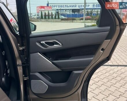 Коричневый Ленд Ровер Рендж Ровер Велар, объемом двигателя 2 л и пробегом 124 тыс. км за 39999 $, фото 34 на Automoto.ua