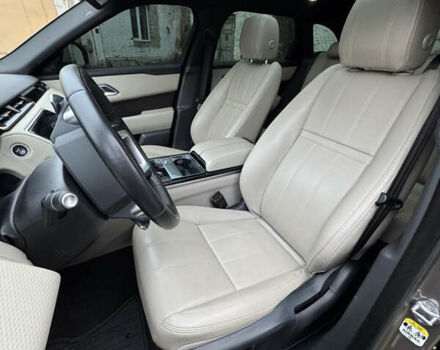 Коричневый Ленд Ровер Рендж Ровер Велар, объемом двигателя 2 л и пробегом 70 тыс. км за 40000 $, фото 11 на Automoto.ua