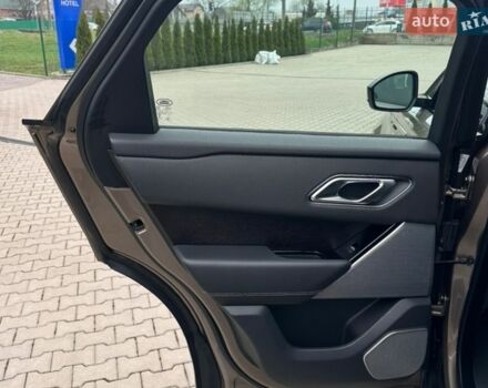 Коричневый Ленд Ровер Рендж Ровер Велар, объемом двигателя 2 л и пробегом 124 тыс. км за 39999 $, фото 27 на Automoto.ua