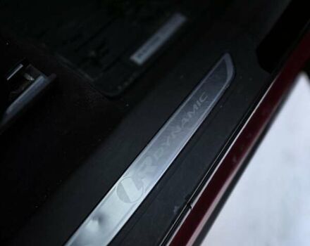 Червоний Ленд Ровер Рендж Ровер Велар, об'ємом двигуна 2 л та пробігом 87 тис. км за 35700 $, фото 39 на Automoto.ua