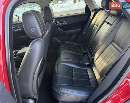 Червоний Ленд Ровер Рендж Ровер Велар, об'ємом двигуна 2 л та пробігом 220 тис. км за 22500 $, фото 31 на Automoto.ua