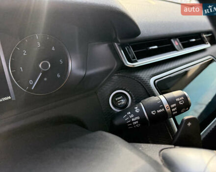 Червоний Ленд Ровер Рендж Ровер Велар, об'ємом двигуна 2 л та пробігом 220 тис. км за 22500 $, фото 26 на Automoto.ua