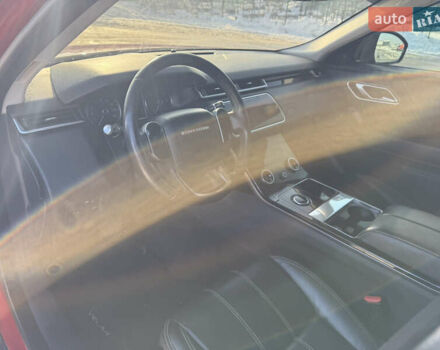 Червоний Ленд Ровер Рендж Ровер Велар, об'ємом двигуна 2 л та пробігом 220 тис. км за 22500 $, фото 19 на Automoto.ua