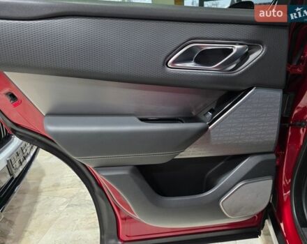 Червоний Ленд Ровер Рендж Ровер Велар, об'ємом двигуна 2 л та пробігом 176 тис. км за 32500 $, фото 50 на Automoto.ua